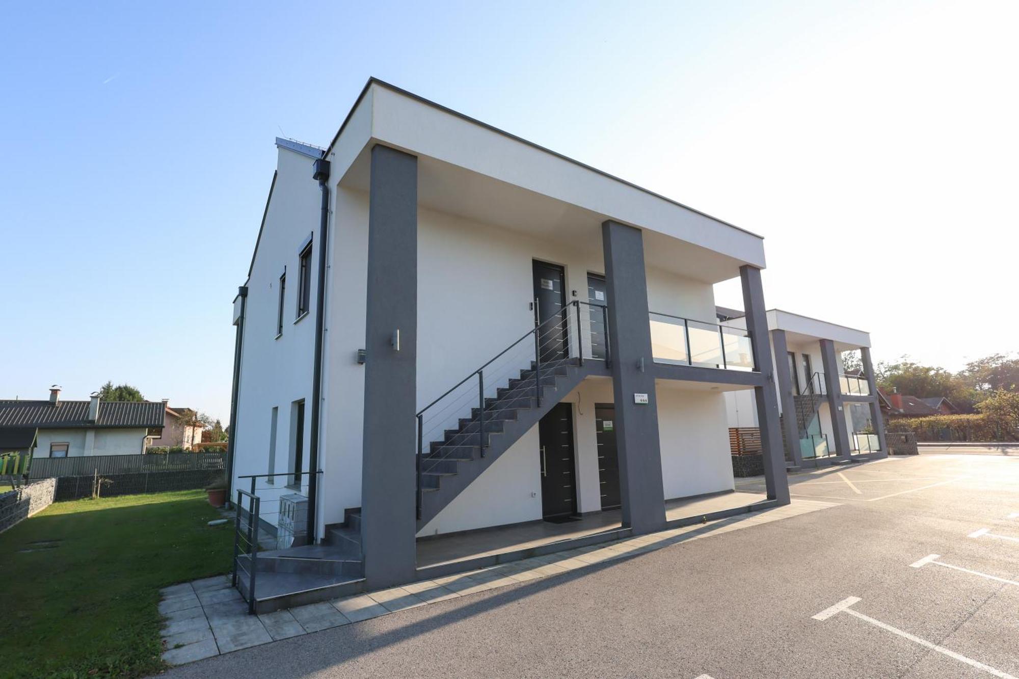 White Mountain Apartment Banovci Dış mekan fotoğraf