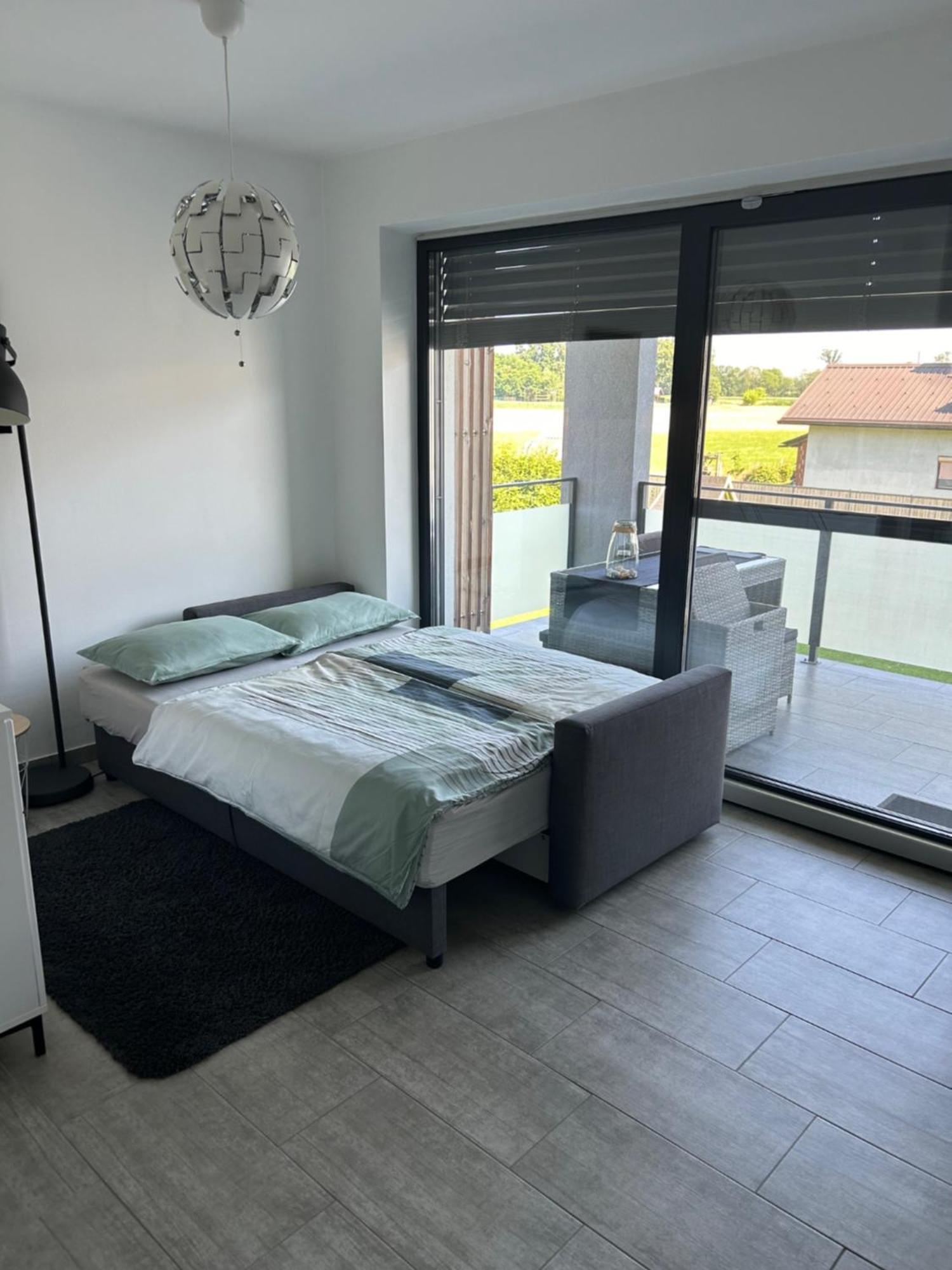 White Mountain Apartment Banovci Dış mekan fotoğraf